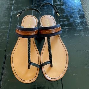 New Tommy Hilfiger Black and Tan Sandals - 7.5